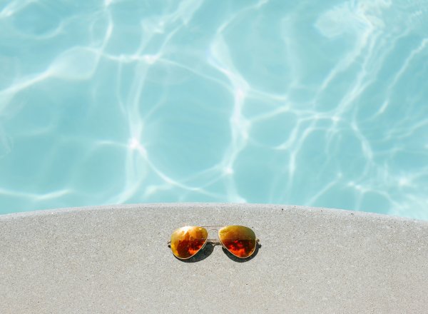 SVINDELTRENDER: Det er spesielt tre svindelmetoder du bør være oppmerksom på i sommer. Foto: David Lezcano/Unsplash