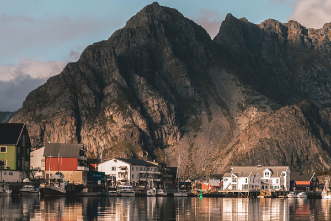 Staten ruller nå ut en ny støtteordning for bredbånd som også vil omfatte mobildekning.